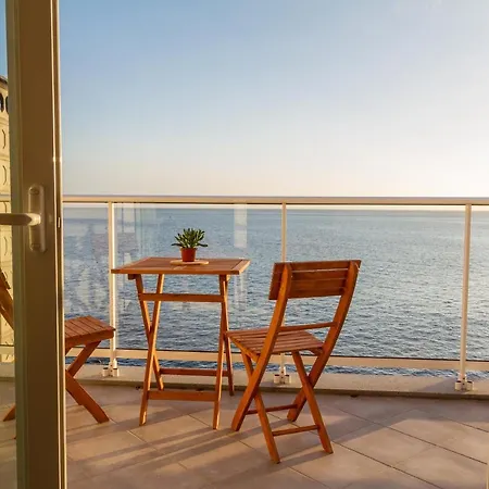 Maktub Sunset Property